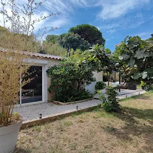 Maisonnette Presqu Ile De Giens Hyères