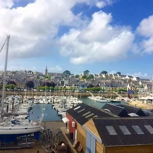 https://le-cap-bleu-douarnenez.inbrittany.com